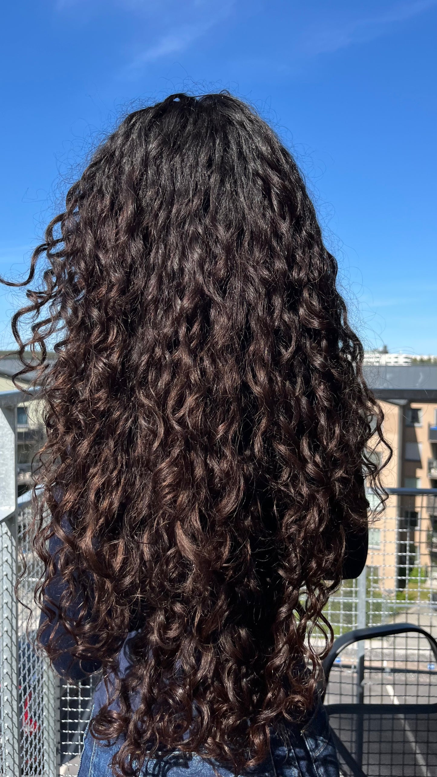 Seamless clip-ins (Curly, Wavy, Coily)
