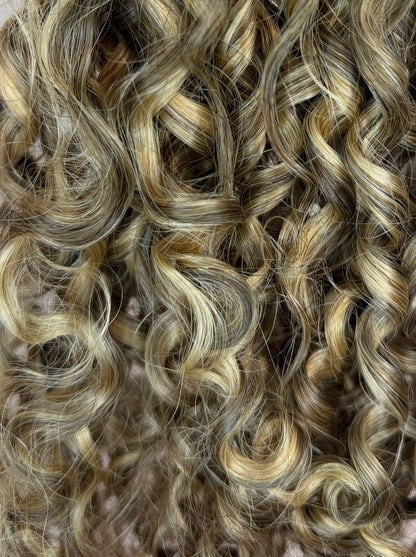 Curly seamless Clip-ins